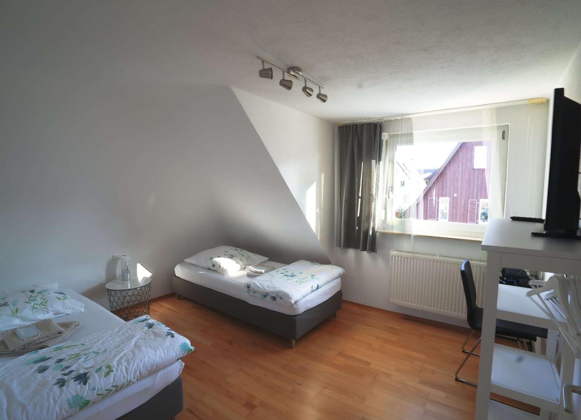 Fewo Reutlingen Heinestrasse Bilik gambar
