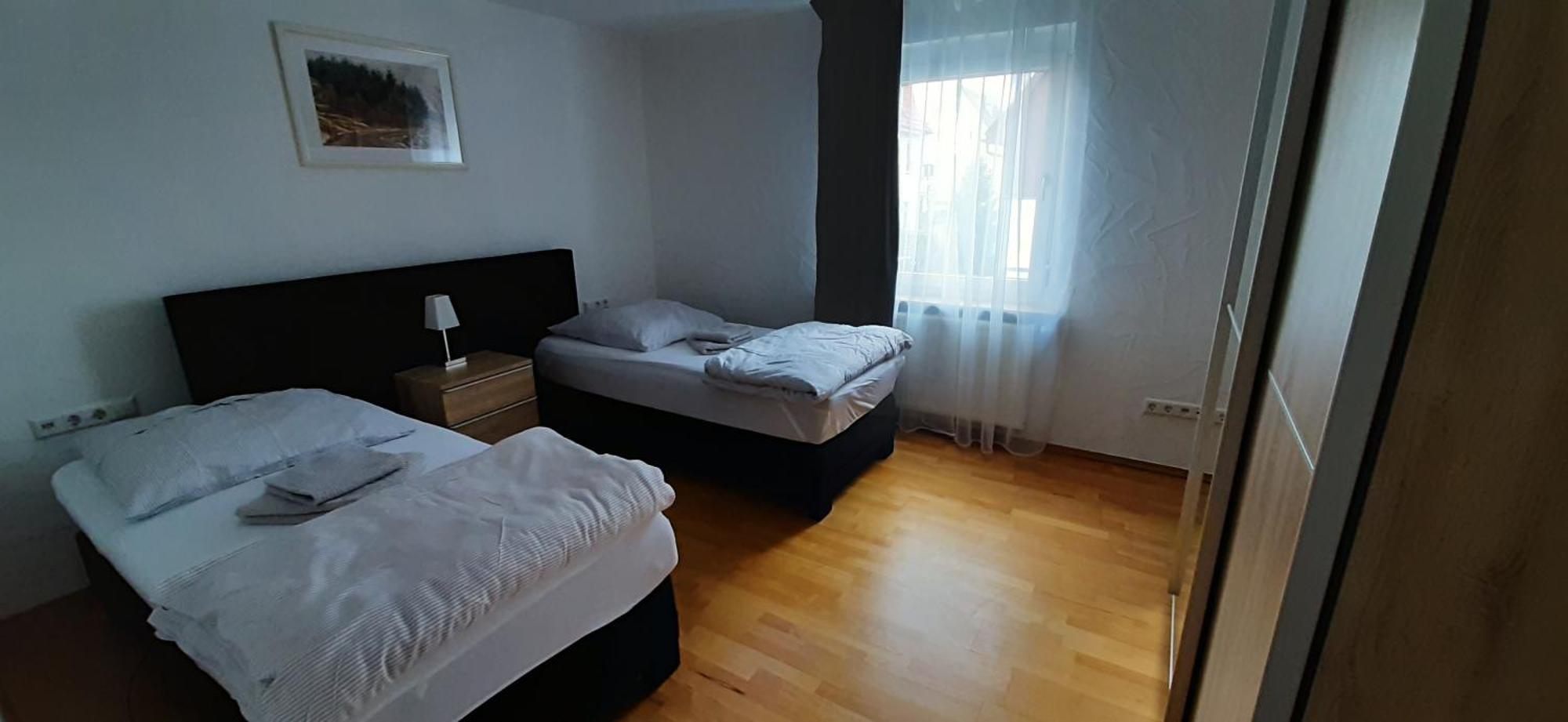 Fewo Reutlingen Heinestrasse Bilik gambar